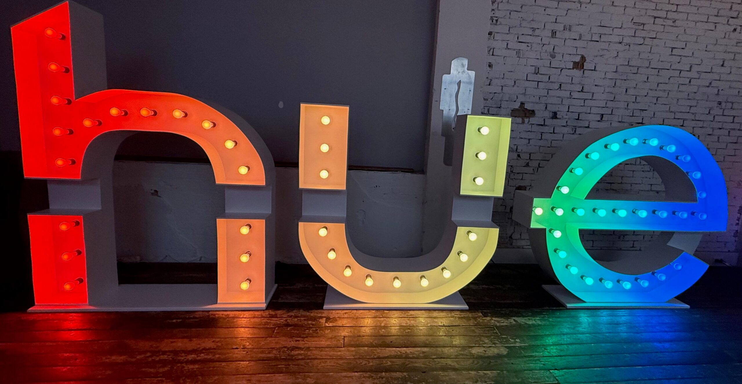 Philips Hue adds natural-language automation with Custom AI Behaviors