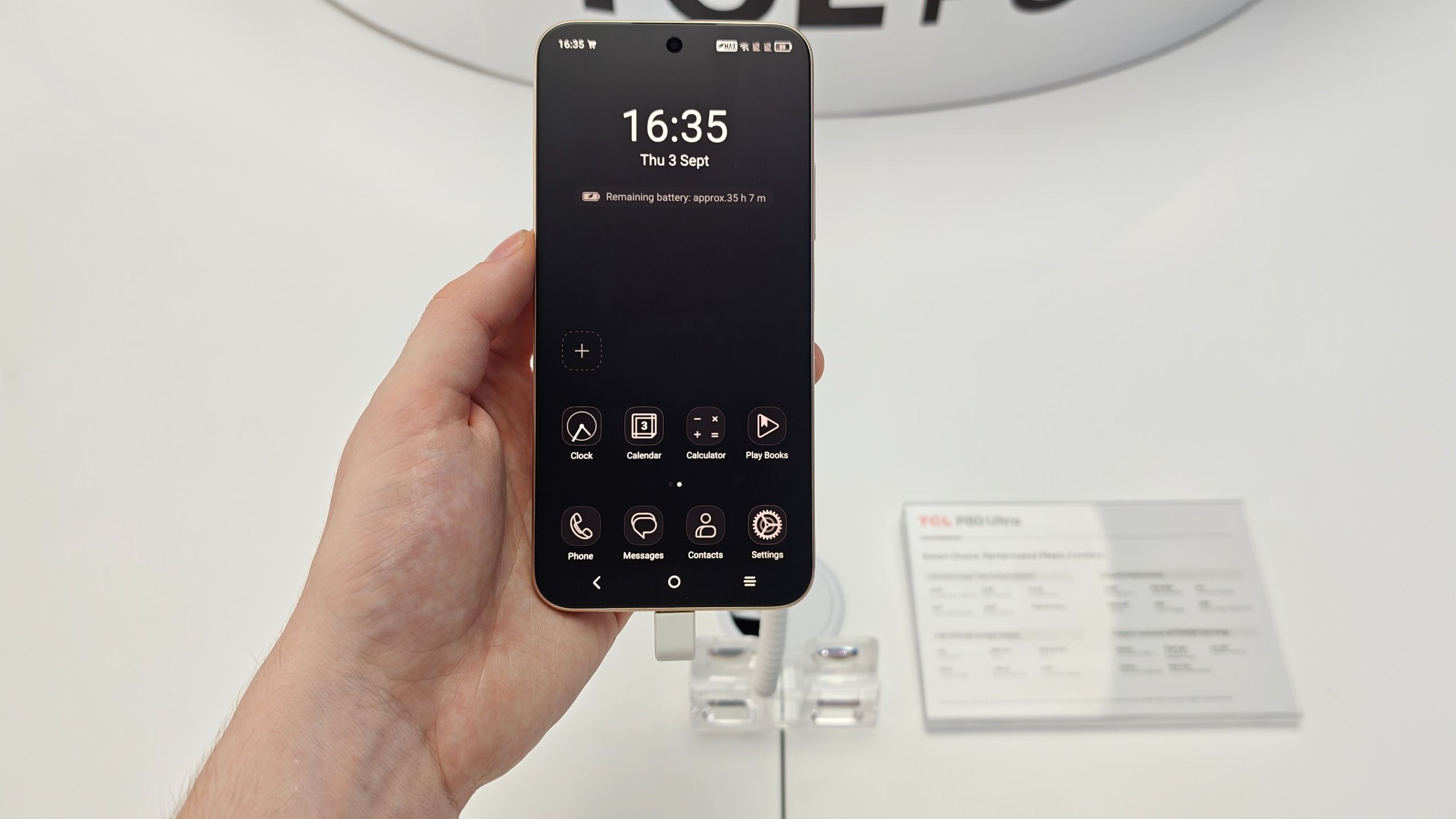 TCL P80 Telefonlar AMOLED Ekranları nxtPaper Teknolojisiyle Birleştiriyor