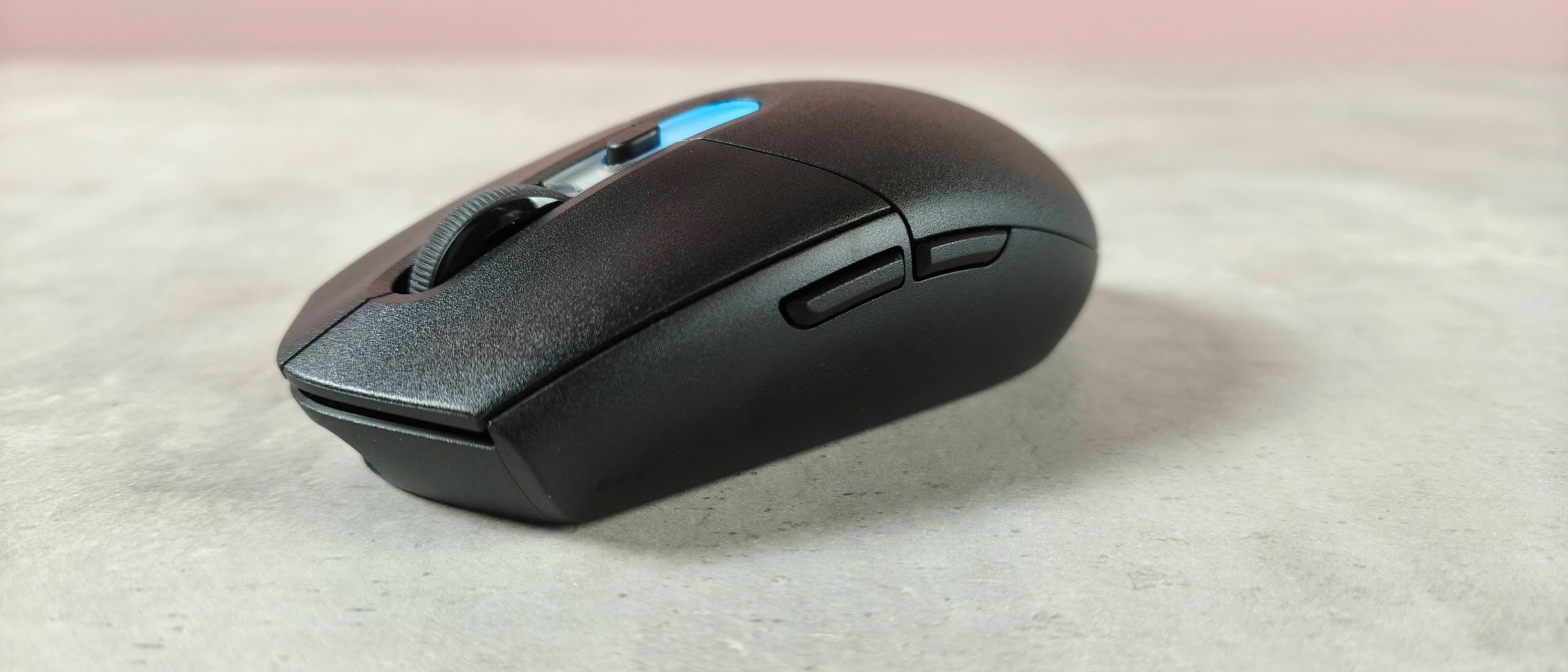 Logitech G305 X Superlight review: light and feature-rich