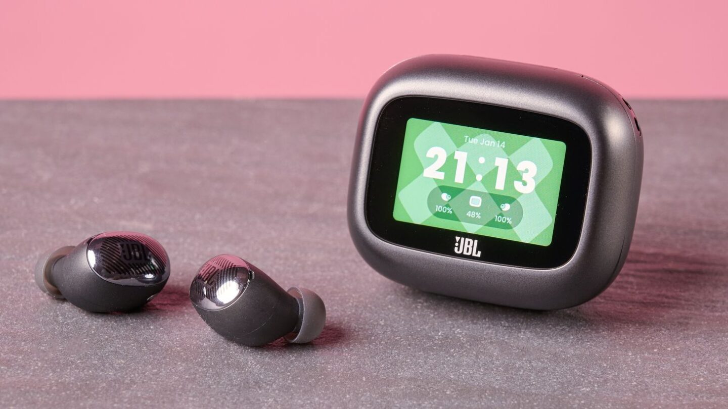 JBL Live Buds 4 pair strong sound with a touchscreen charging case