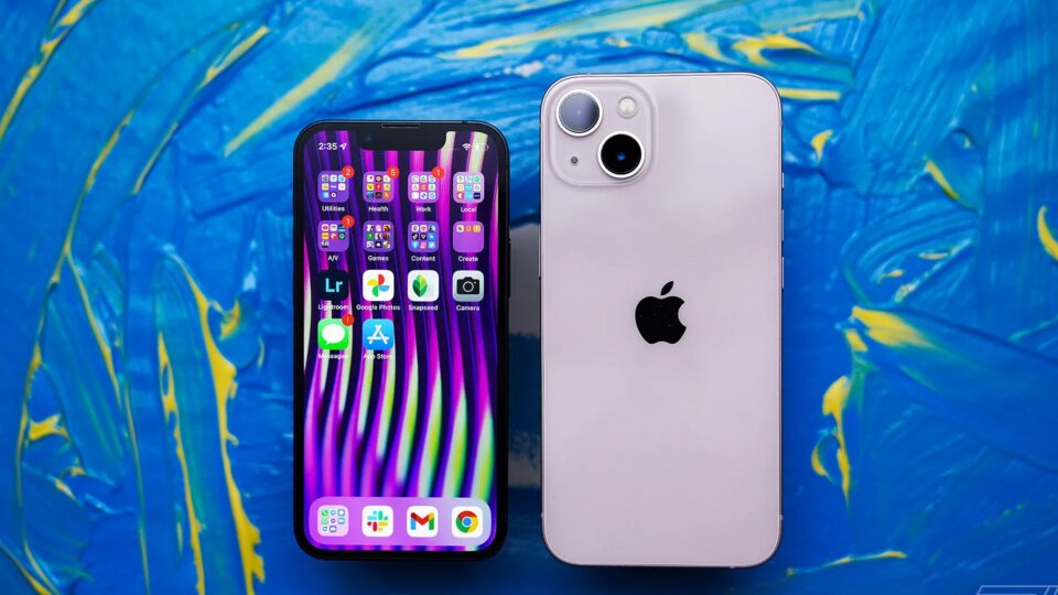 iPhone Handoff will share one phone number between two iPhones