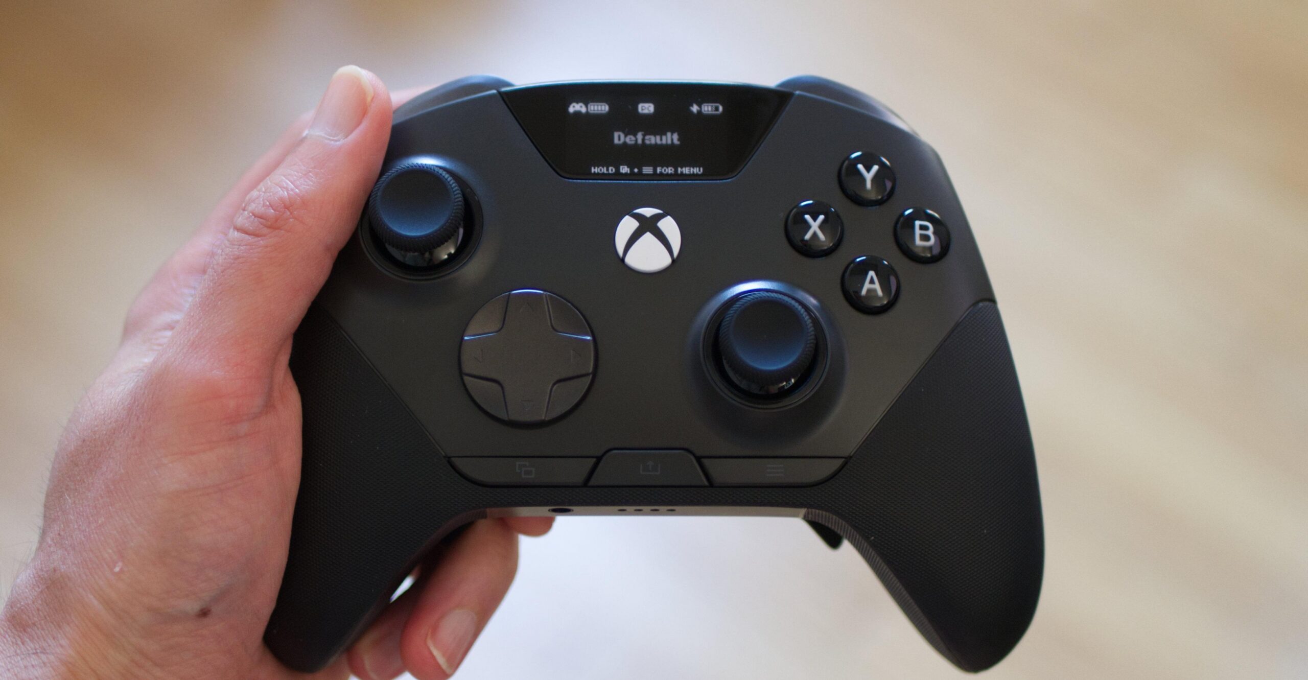 SteelSeries Aeon Pro Xbox controller costs $259.99