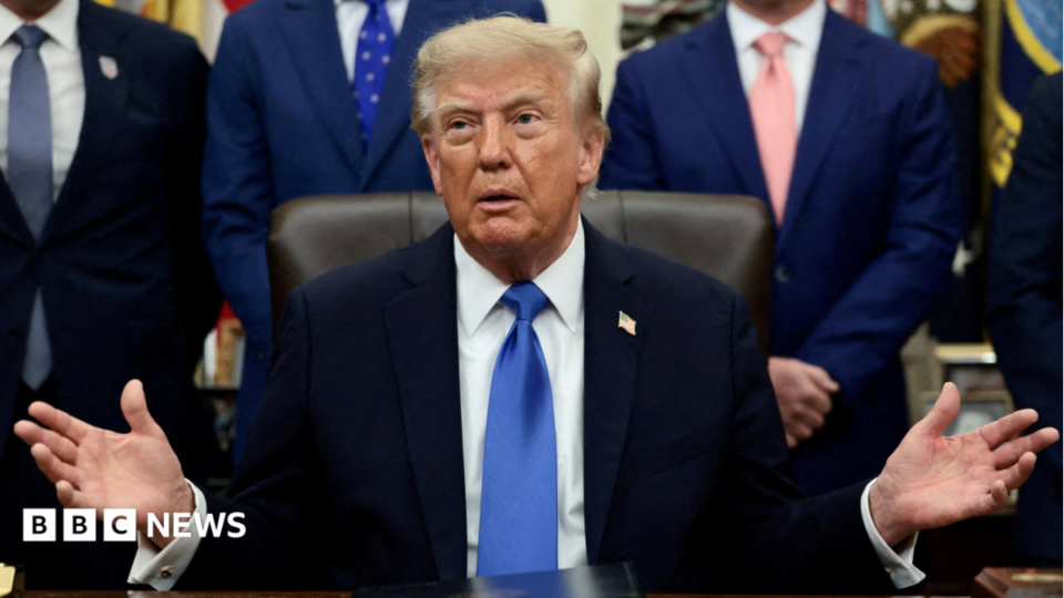 Trump calls AI safety fears a “hoax” and rejects stronger safeguards