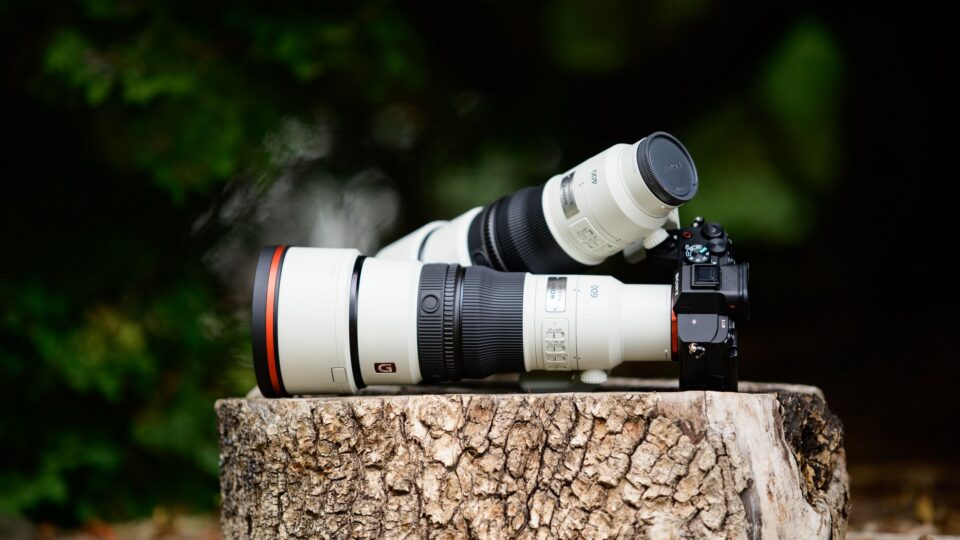 Sony unveils lightweight 400mm and 600mm super-telephoto lenses