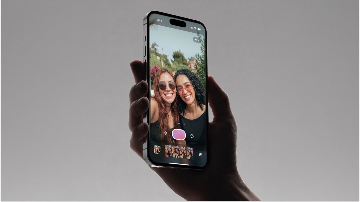 Former TikTok Employees Launch AI Photo-Posing App Superpose
