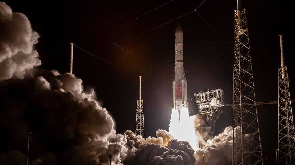 U.S. military confirms deployment of a space weapon in Earth orbit