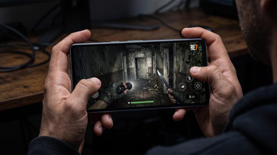 DeepSeek-V4.1-Flash and Hermes reportedly boost Resident Evil 7 performance by 50% on Snapdragon 8 Gen 2