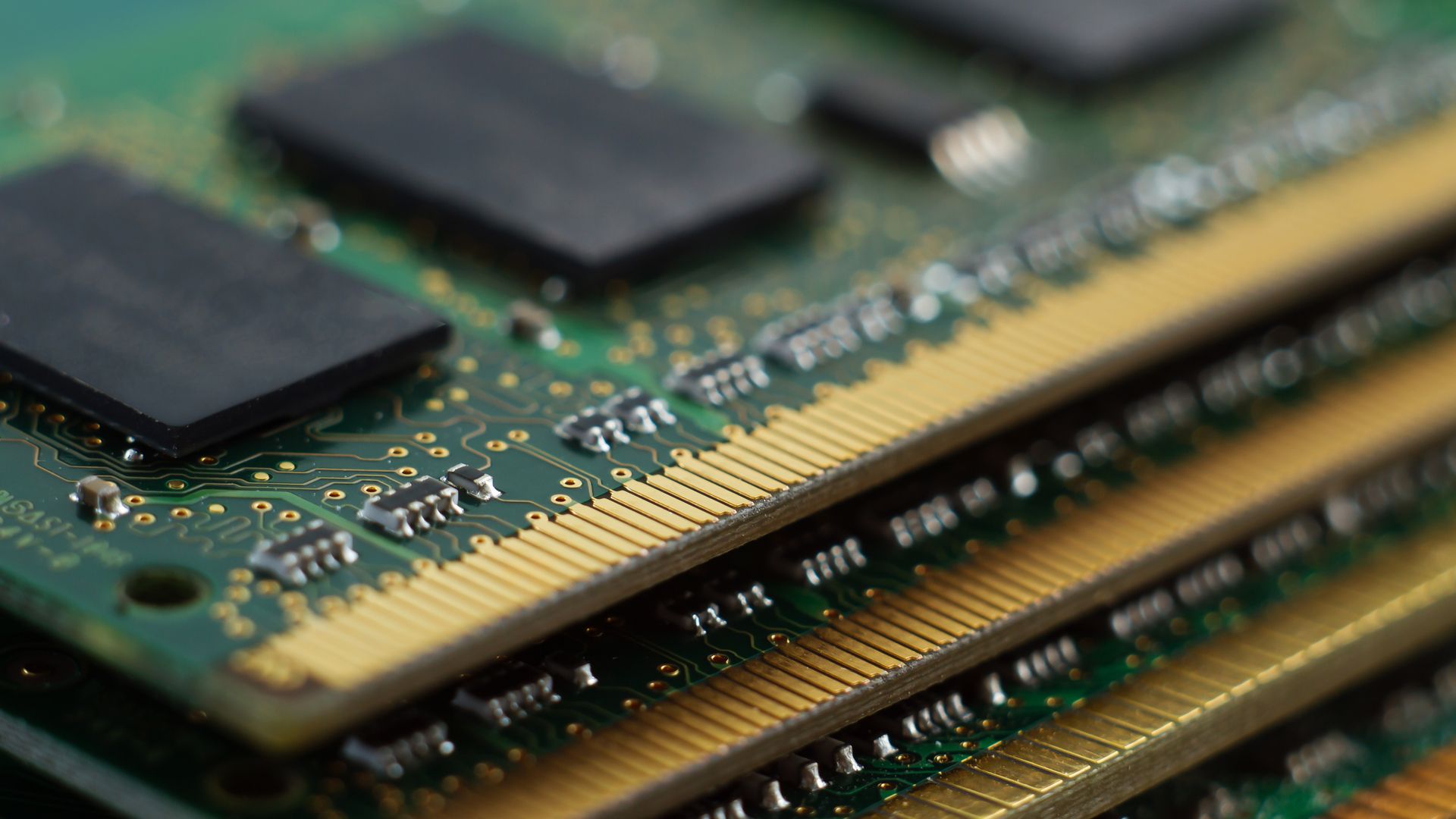 Chinese teams report memory breakthrough with 10 billion writing cycles and 100x endurance