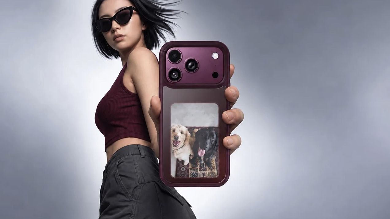Ugreen’s E Ink case for iPhone 18 Pro faces doubts over photos