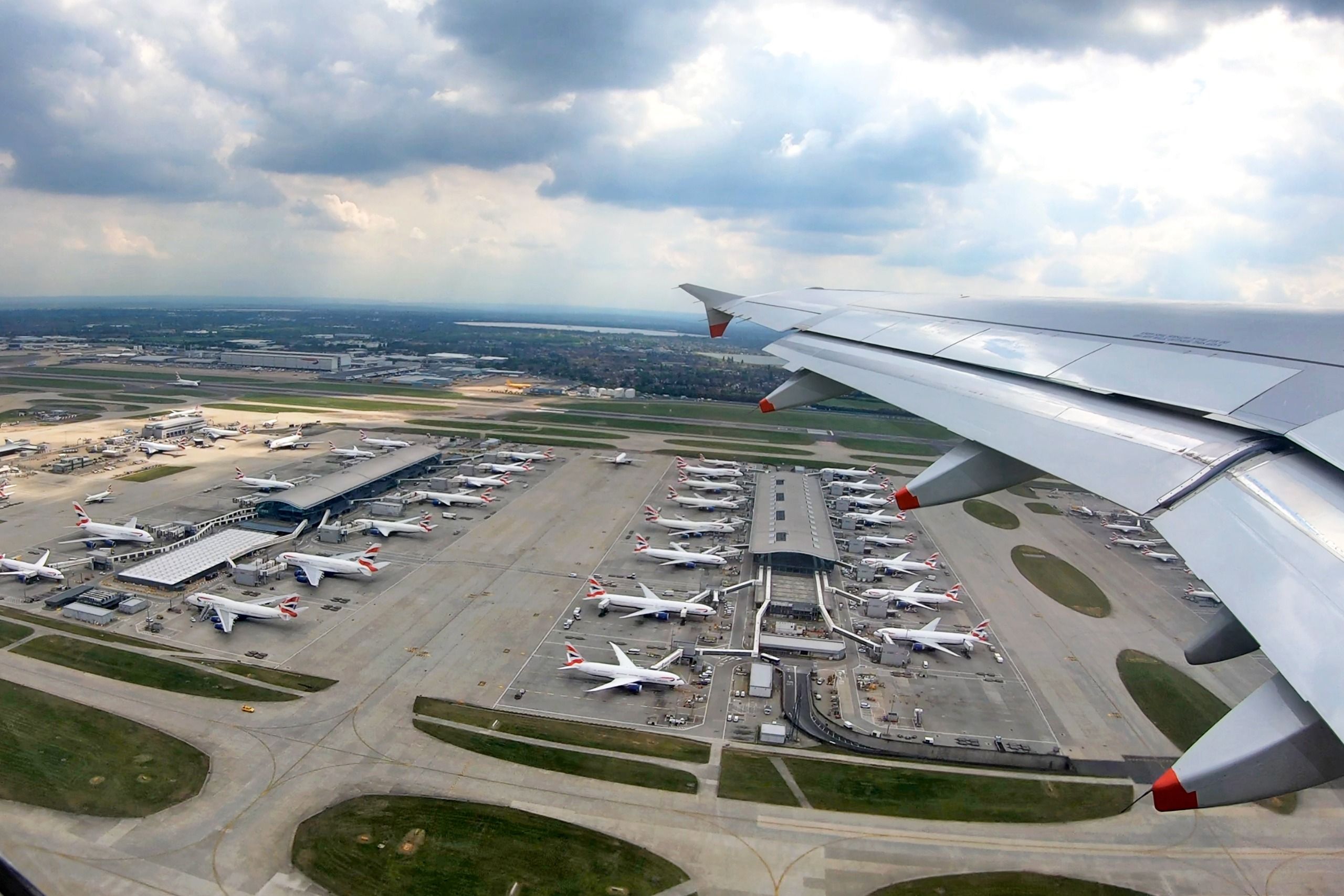2,000 UK flight cancellations linked to millisecond NATS defect