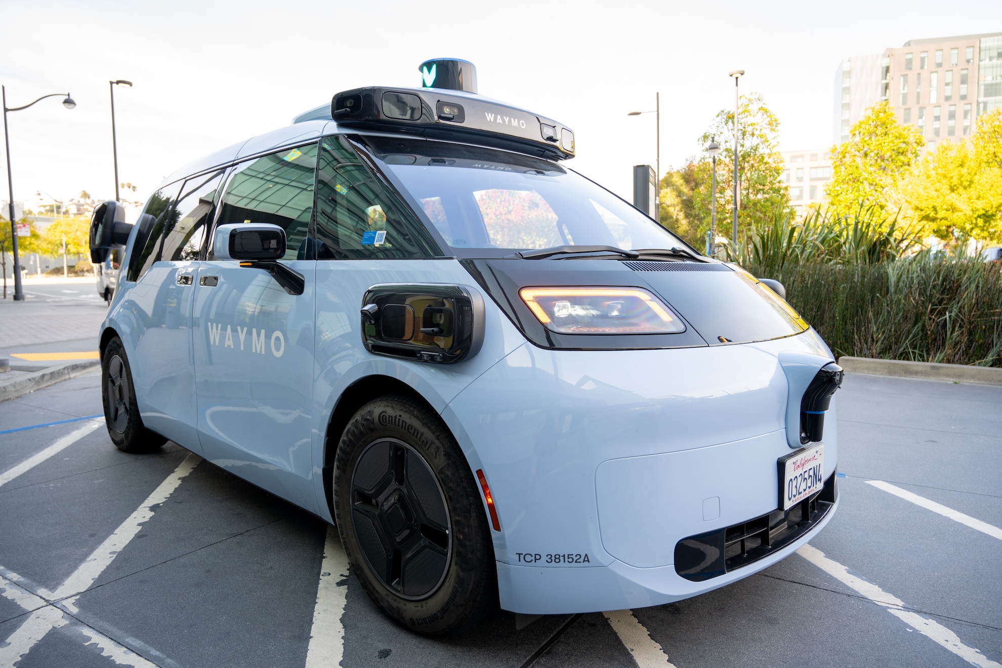 NHTSA and SAE Launch Initiative for Autonomous-Vehicle Safety Standards
