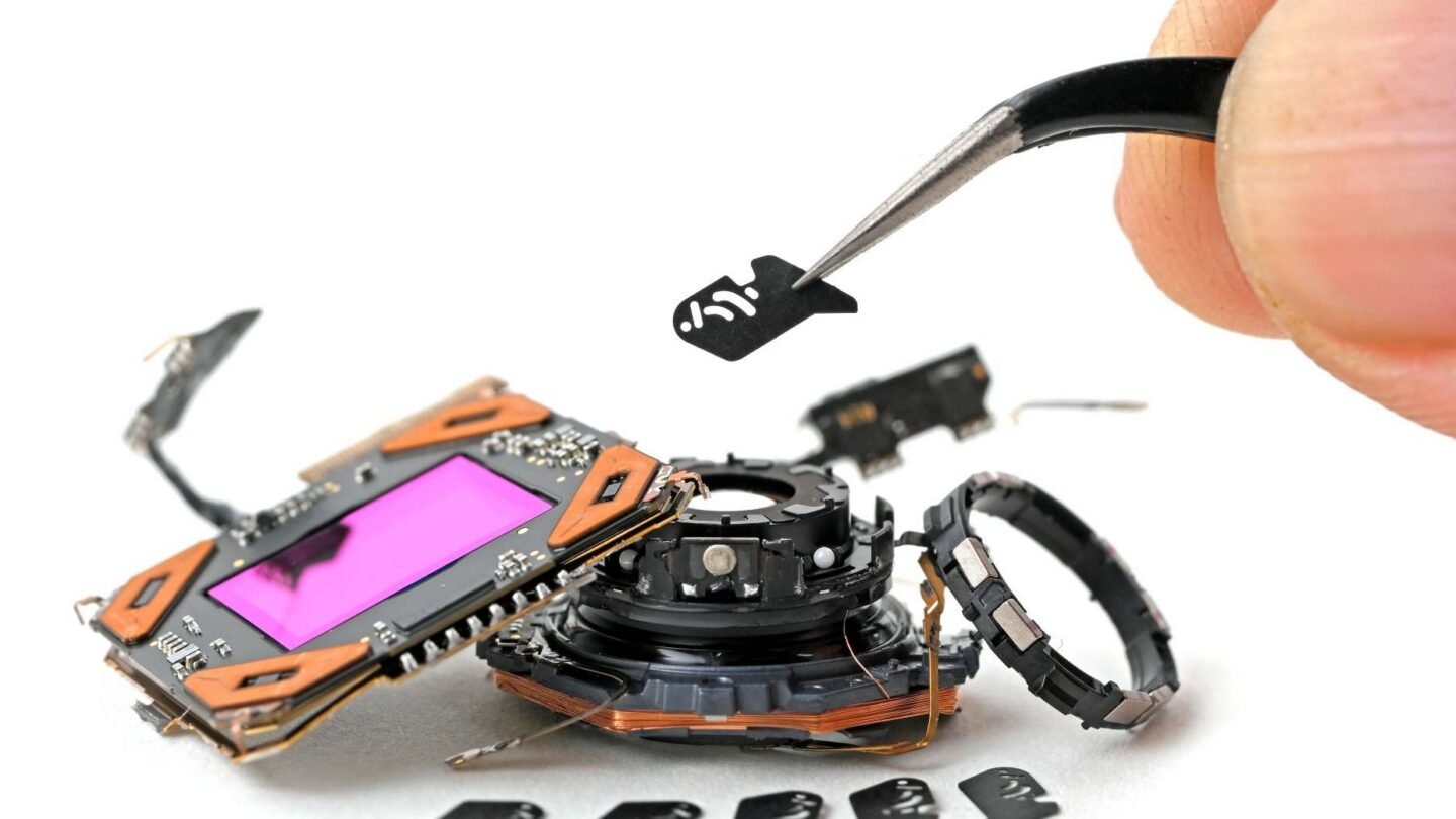 iFixit examines the iPhone 18 Pro’s mechanical camera