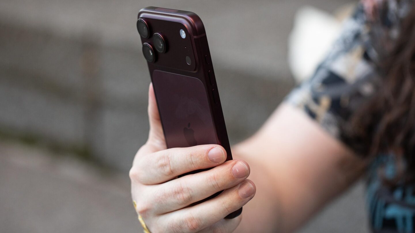 Apple’s iPhone 18 Pro Max uses firmware to bypass battery shipping limits