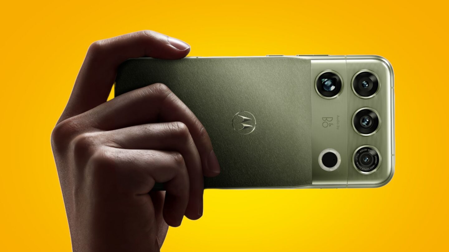 Motorola unveils Signature 27 with Snapdragon 8 Elite Extreme Gen 6