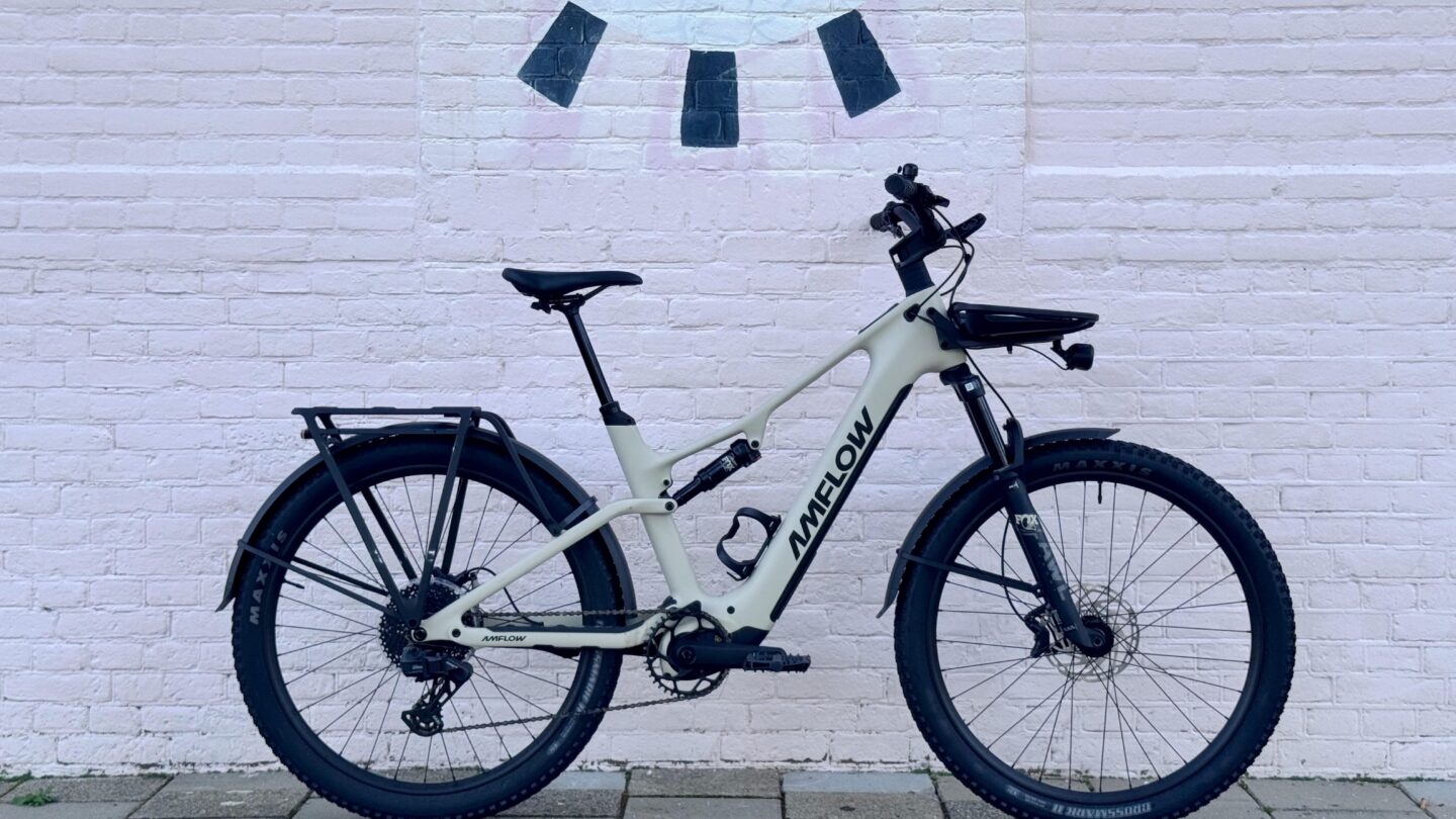 Amflow TL Carbon e-bike balances city utility with trail ability