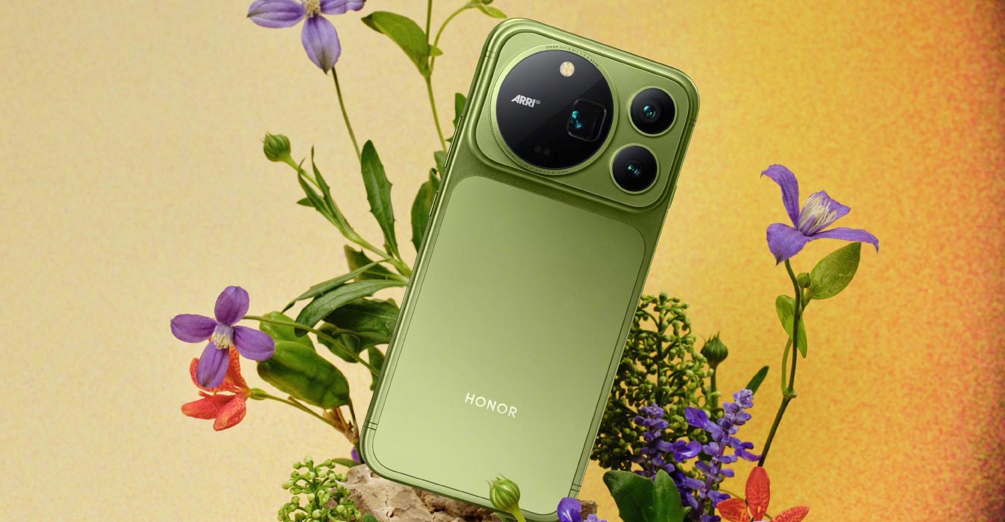 Honor Magic 9 Pro Max pairs a 200-megapixel camera with an 8,800mAh battery