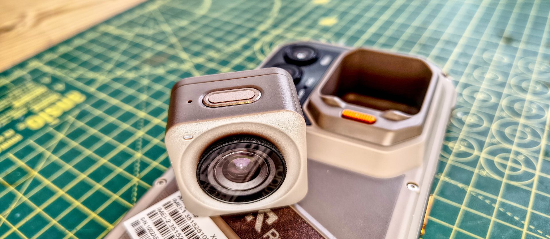 RugOne Xsnap 7 Pro combines a rugged phone and detachable action camera