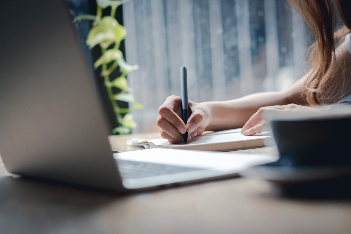 Study finds AI writing tells vary by model