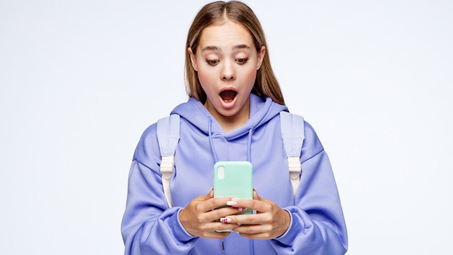 Meta disables woman’s Facebook and Instagram accounts, cutting off 20 years of memories