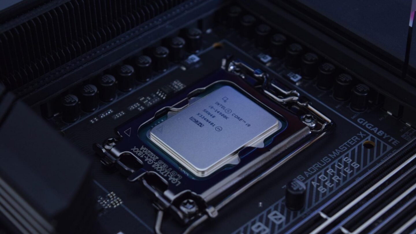Intel Customer Reports Fourth Core i9-14900K Degrading