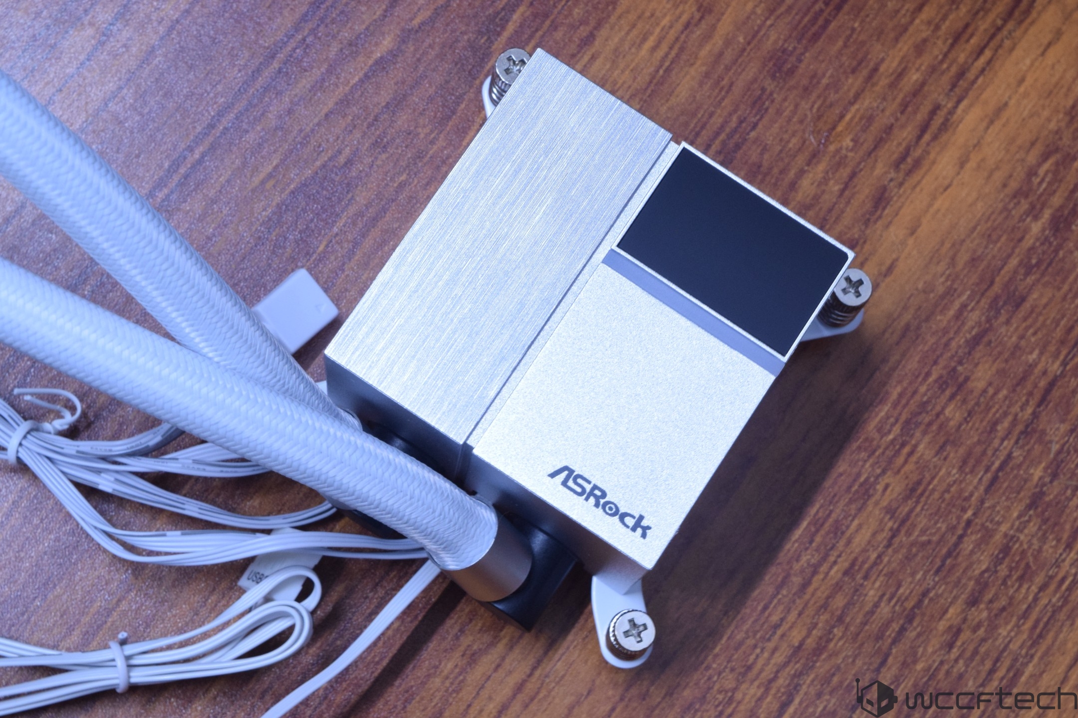 ASRock ROCK White 360 Digital AIO Cooler Review