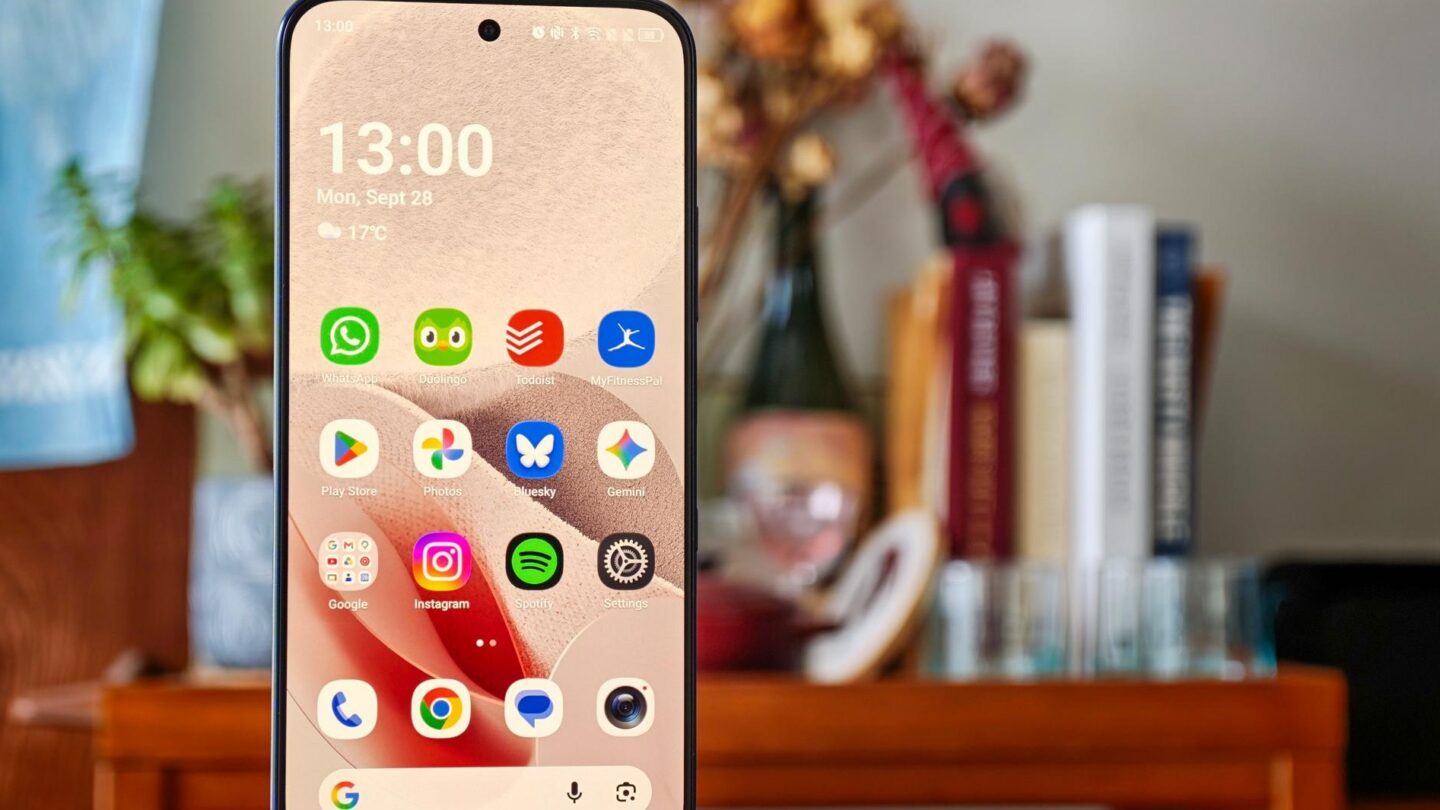 TCL P80 Ultra pairs Nxtpaper with OLED