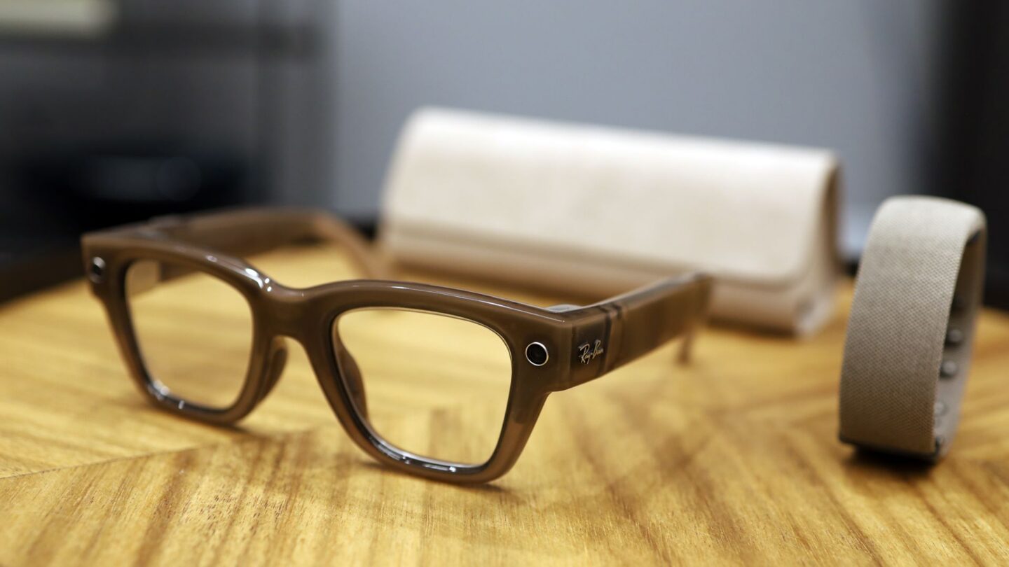 Hans Anders halts Meta Ray-Ban glasses sales over privacy concerns