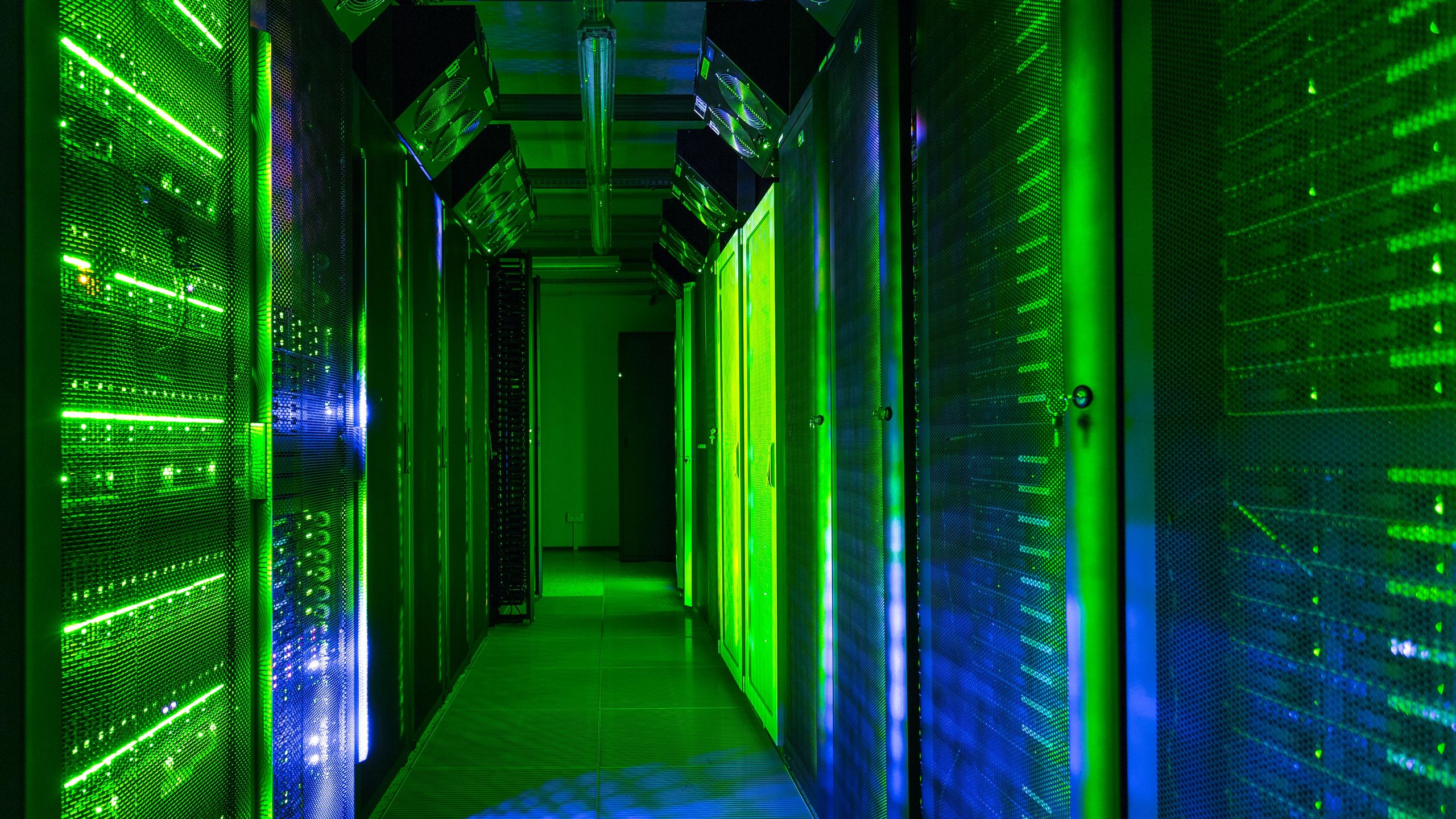 Illinois Data Center Boom Could Bring 121,000 Jobs, but Only 2,800 Would Be Permanent
