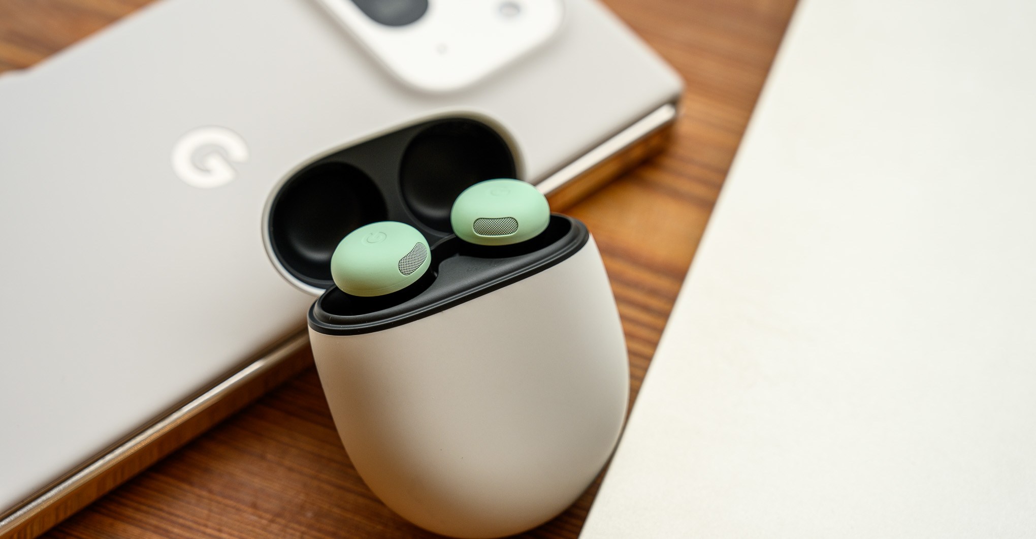 Google Pixel Buds update adds sleep detection and Dynamic ANC