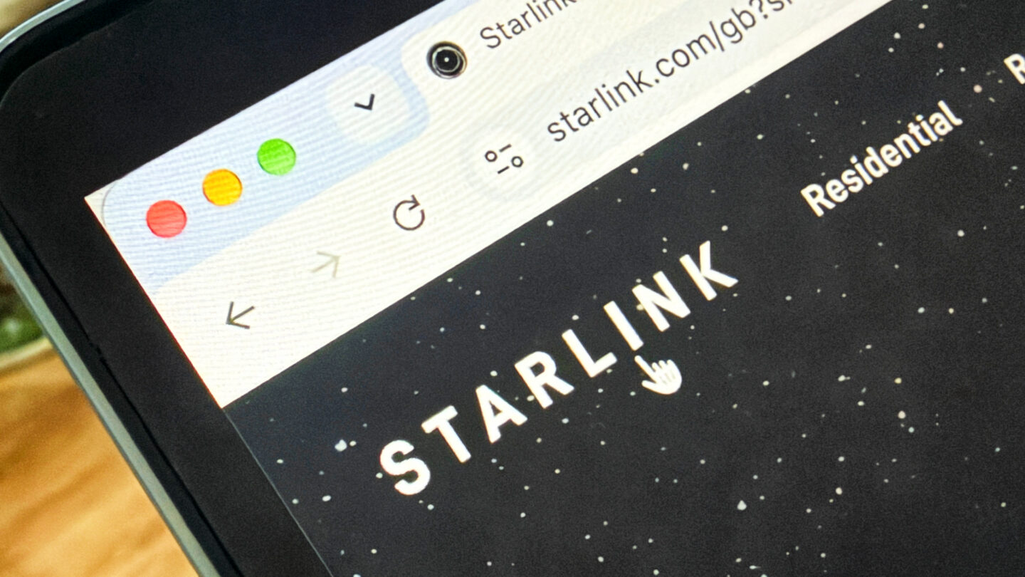 Musk Questions Ambani’s Influence as Starlink India Launch Stalls