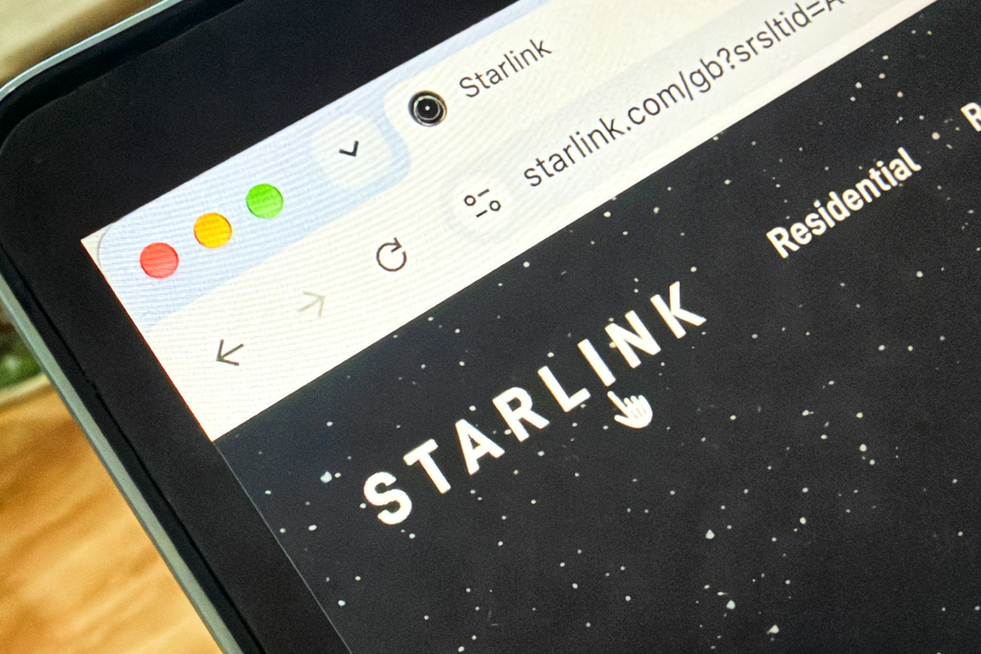 Musk Questions Ambani’s Influence as Starlink India Launch Stalls