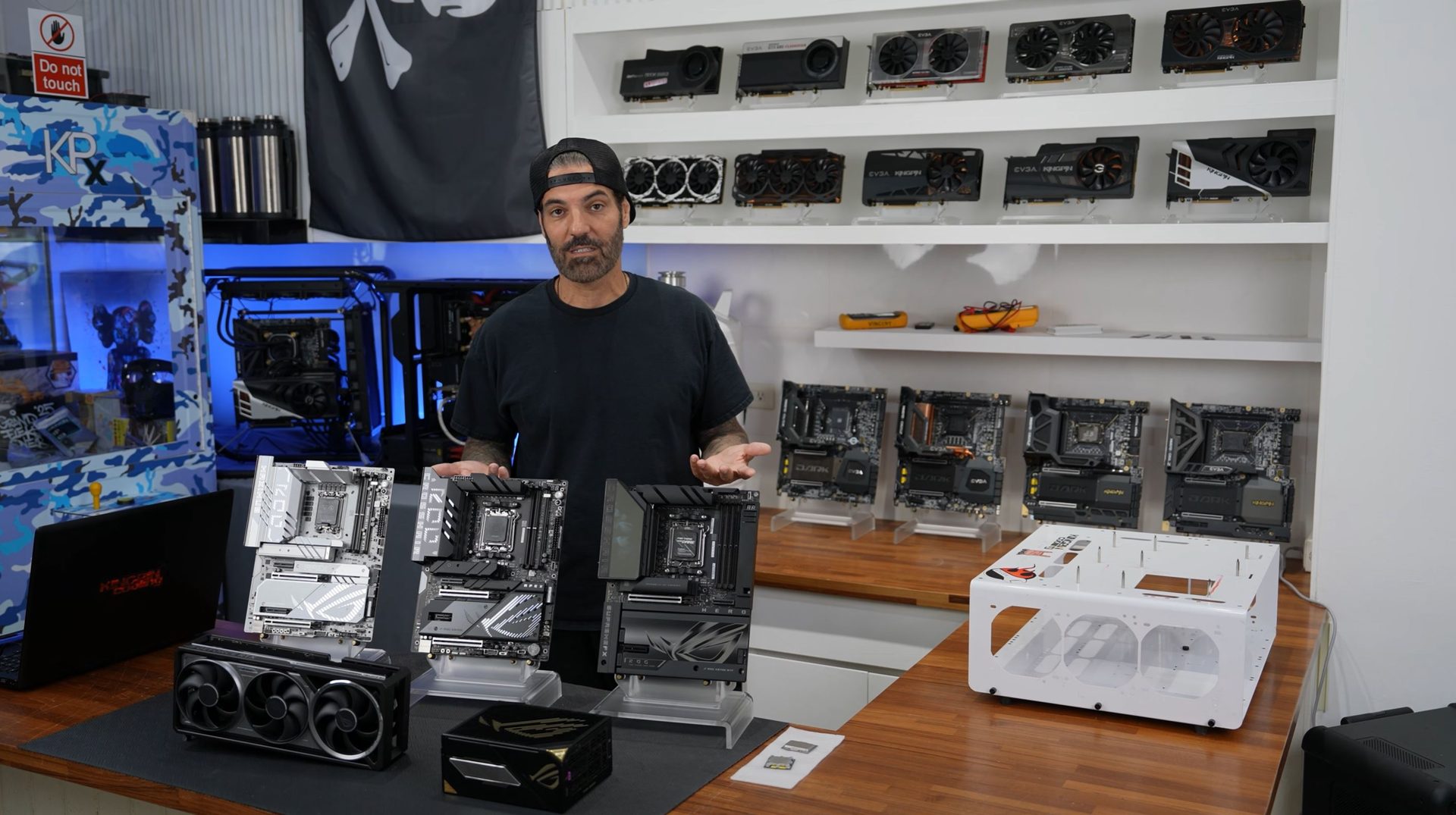 KINGPIN Says NVIDIA’s RTX 3090 Ti Connector Requirement Delayed Production