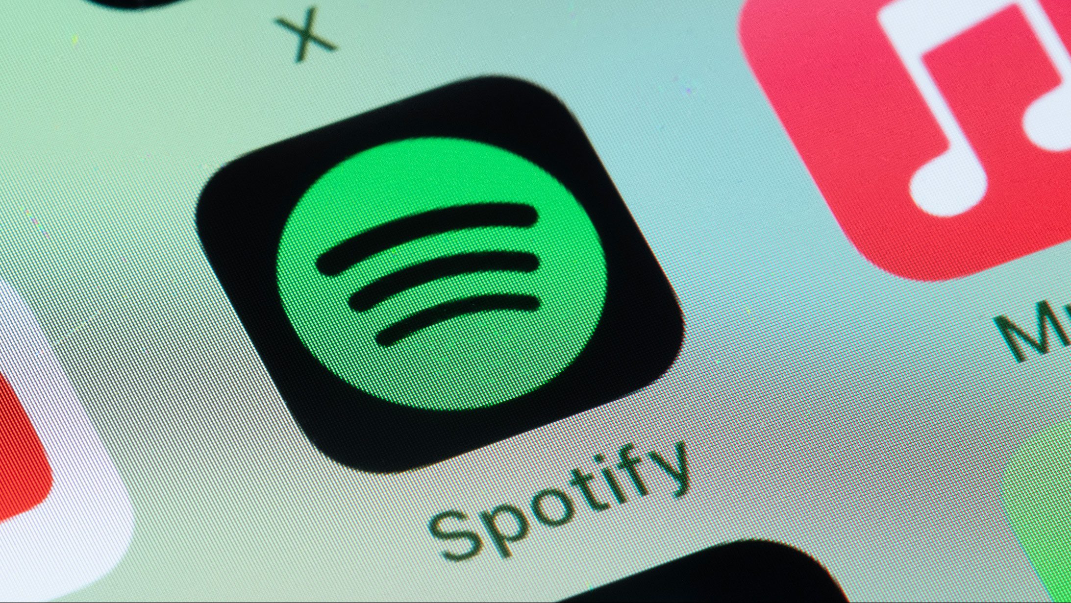 Spotify users on iOS 27 can ask Siri to play music without naming the app