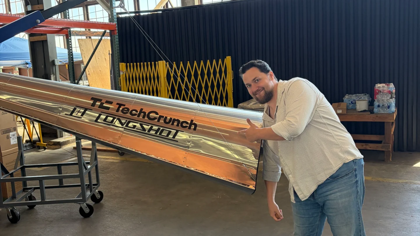 Longshot aims to launch space cargo with a giant gun